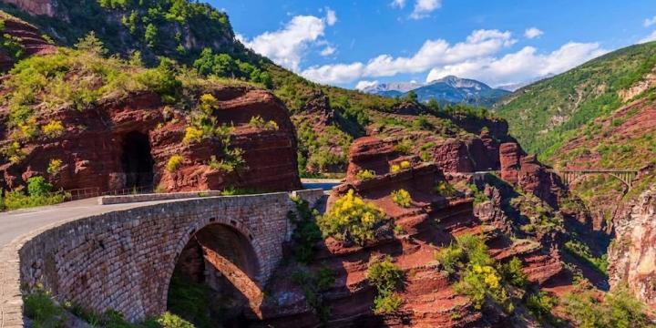 Visiter les Gorges de Daluis : le Colorado Niçois (Guide)