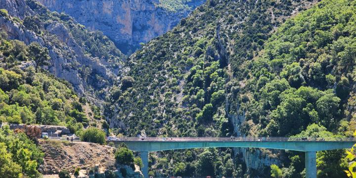 Pourquoi l'eau du Verdon est-elle verte ? | Secret des Gorges