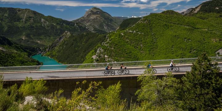 Le Verdon en vélo électrique : Itinéraires et Conseils VAE