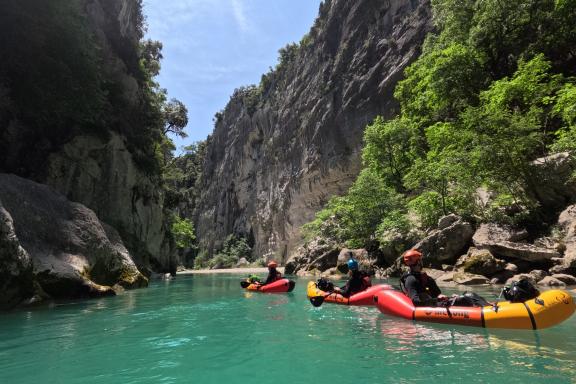 Selection activités sportive dans le Verdon - Packraft 1/2 journée Carajuan / Point Sublime